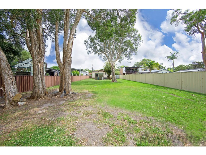 44 Elouera Avenue, Buff Point NSW 2262