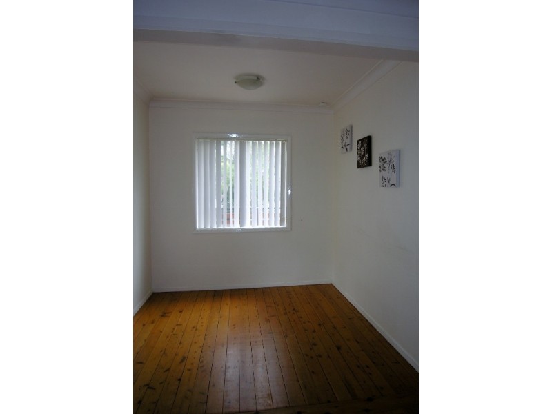 41 Wailele Avenue, Budgewoi NSW 2262