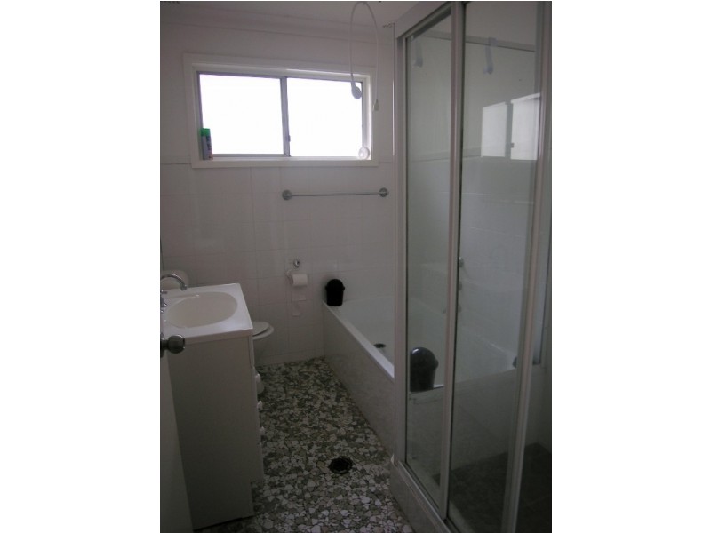 41 Wailele Avenue, Budgewoi NSW 2262