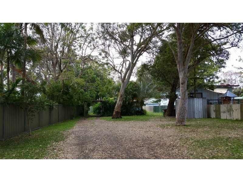 105 Buff Point Avenue, Buff Point NSW 2262