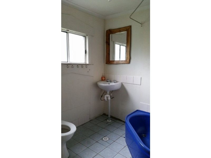 105 Buff Point Avenue, Buff Point NSW 2262