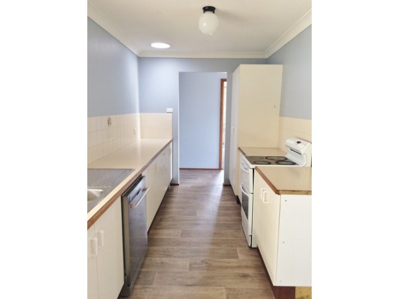 1 Parton Close, Buff Point NSW 2262