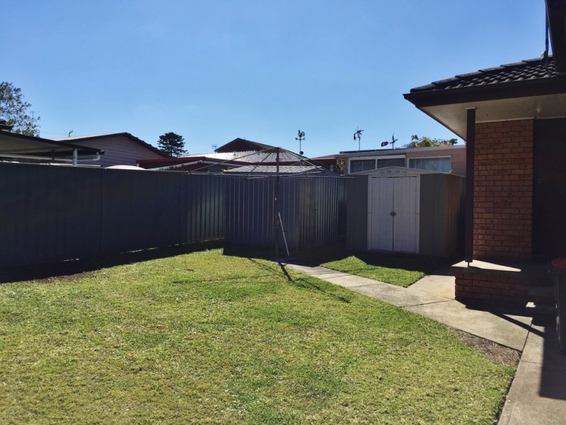 86 Coonanga Avenue, Budgewoi NSW 2262