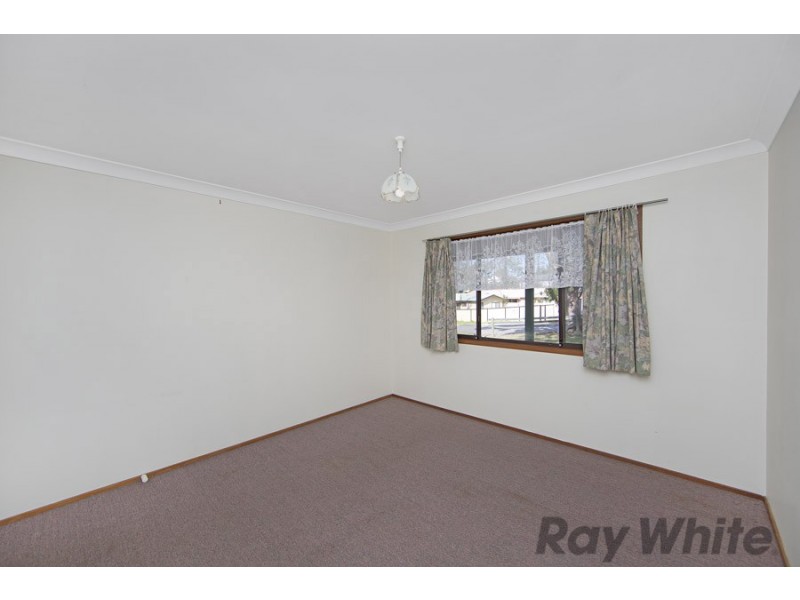 1 Wailele Avenue, Budgewoi NSW 2262