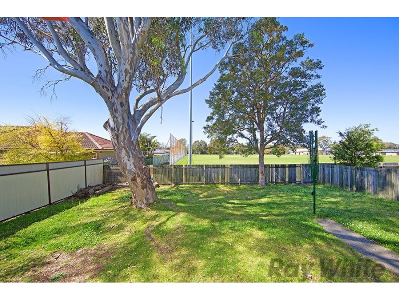 4 Kalani Street, Budgewoi NSW 2262