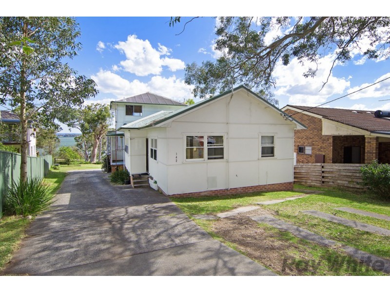 142 Buff Point Avenue, Buff Point NSW 2262