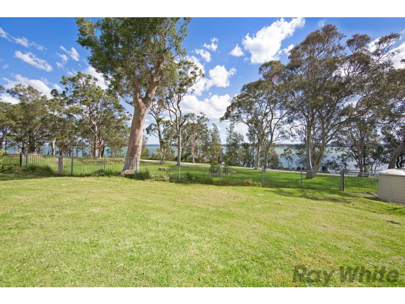 142 Buff Point Avenue, Buff Point NSW 2262