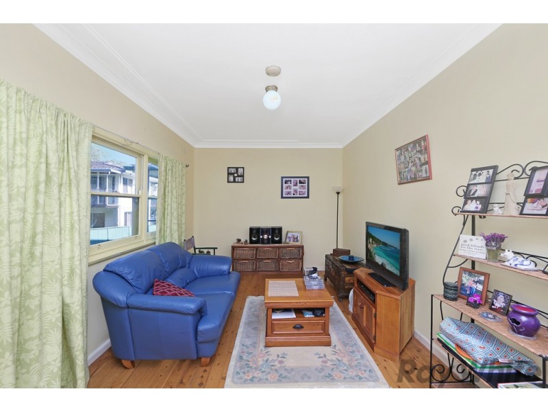 142 Buff Point Avenue, Buff Point NSW 2262