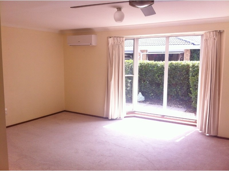 7/6-8 Lake Street, Budgewoi NSW 2262