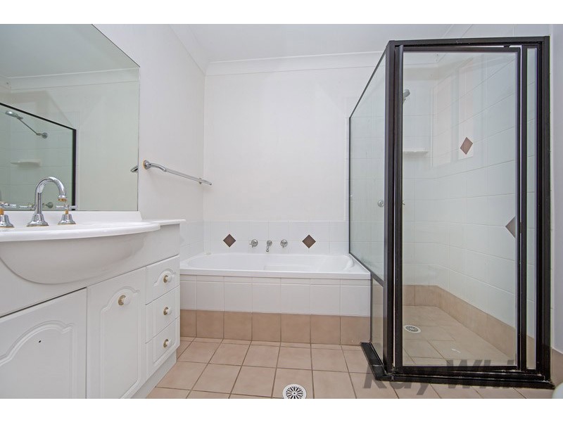 6 Regent Street, Buff Point NSW 2262