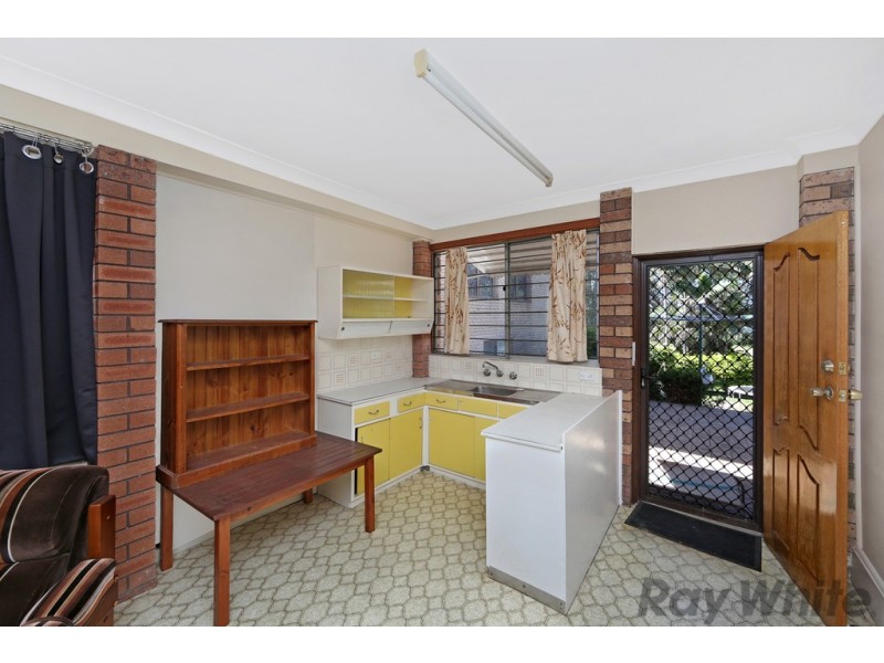 35 Sunrise Avenue, Budgewoi NSW 2262