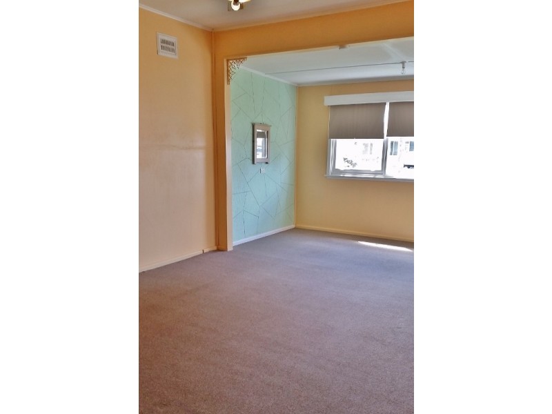 30 Woolana Avenue, Budgewoi NSW 2262