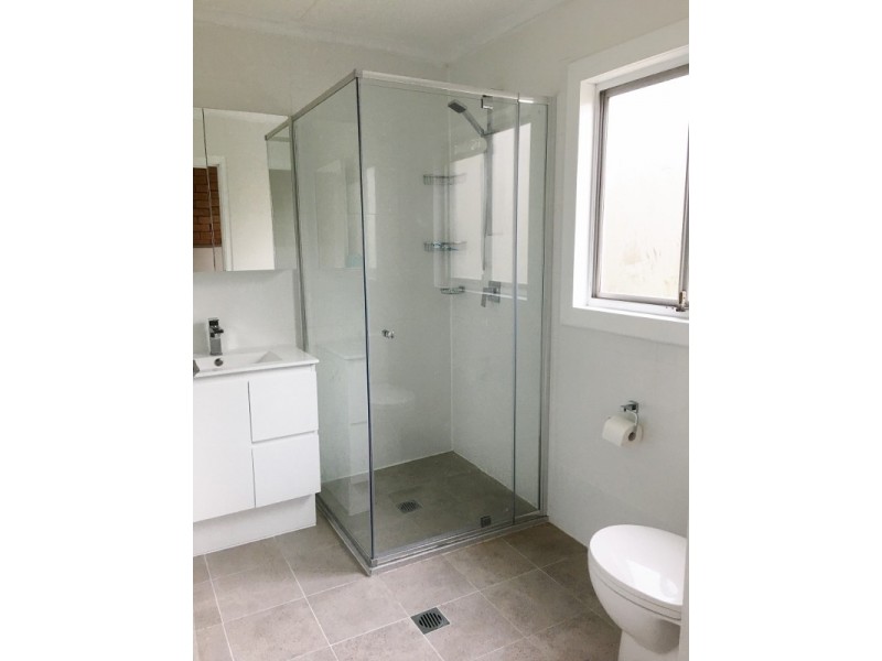 1 Narrunga Avenue, Buff Point NSW 2262