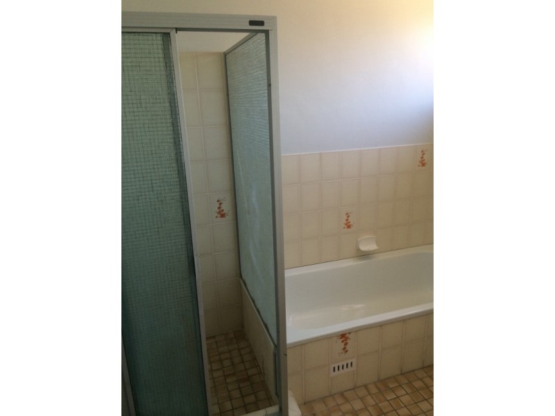 7/4-8 (Flat) Ocean Street, Budgewoi NSW 2262