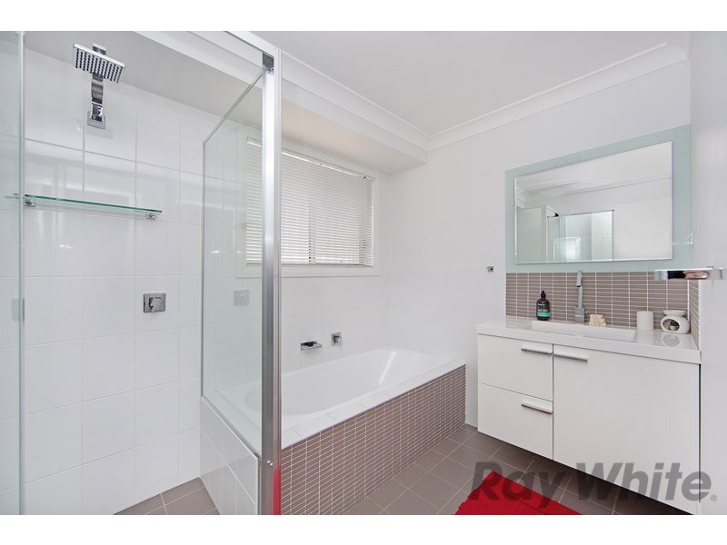 21 Olney Drive, Blue Haven NSW 2262