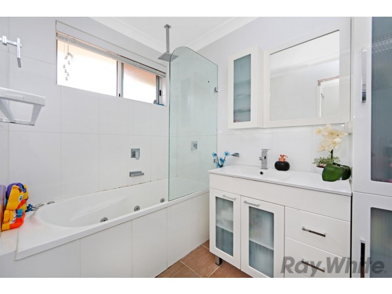 18 Parton Close, Buff Point NSW 2262