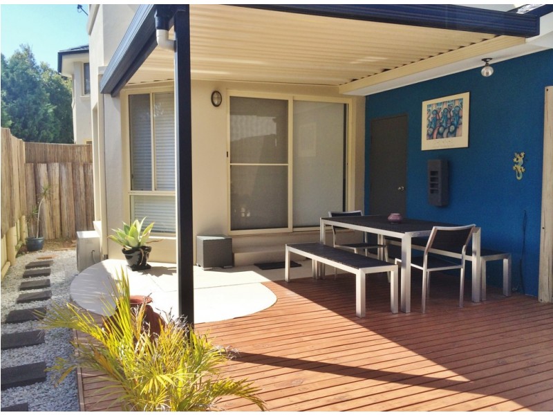 3/2-4 Lake Street, Budgewoi NSW 2262