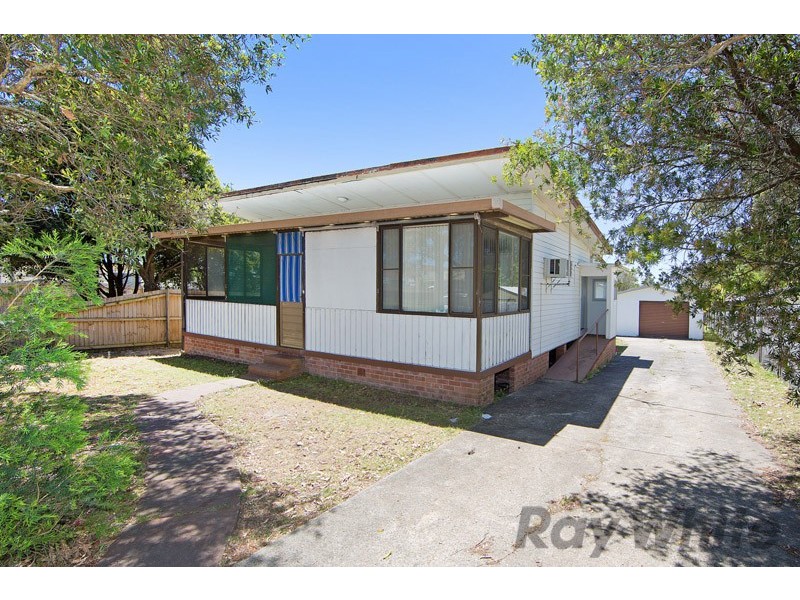 37 Athol Street, Toukley NSW 2263