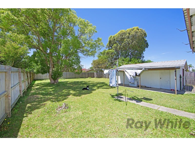 37 Athol Street, Toukley NSW 2263