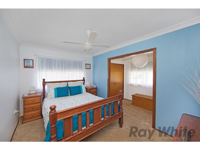 21 Manoa Road, Budgewoi NSW 2262