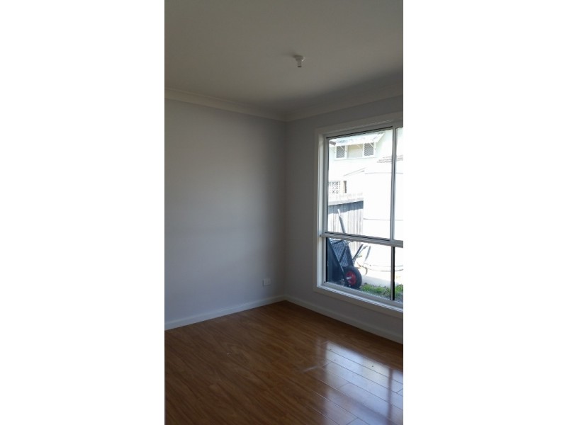 1a Woodlawn Drive, Budgewoi NSW 2262