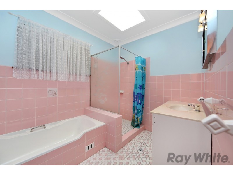 7 Buff Point Avenue, Buff Point NSW 2262
