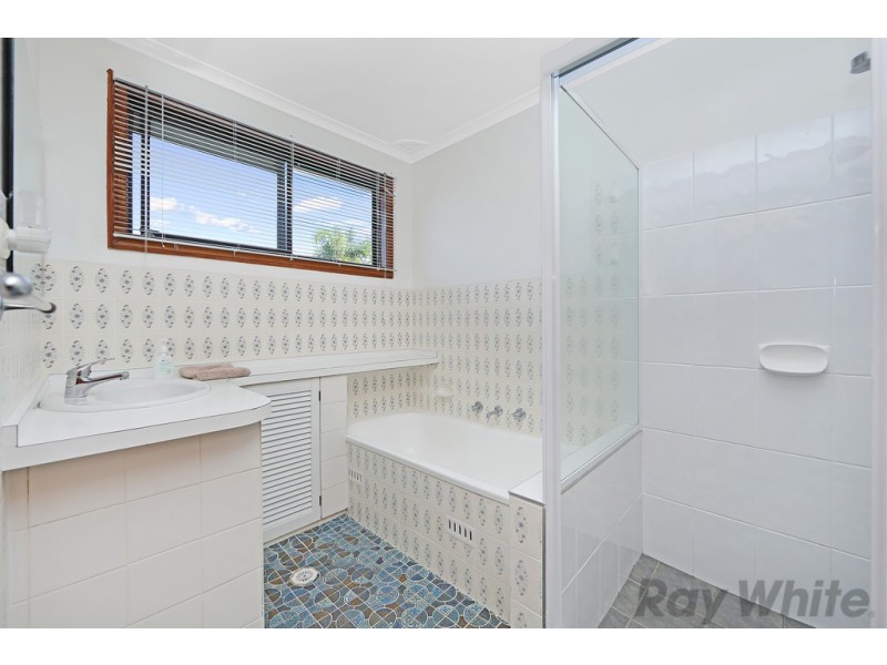 17 Kala Avenue, Budgewoi NSW 2262