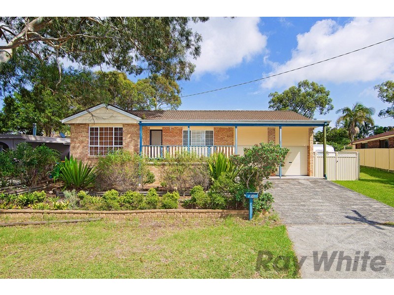 16 Wailele Avenue, Budgewoi NSW 2262
