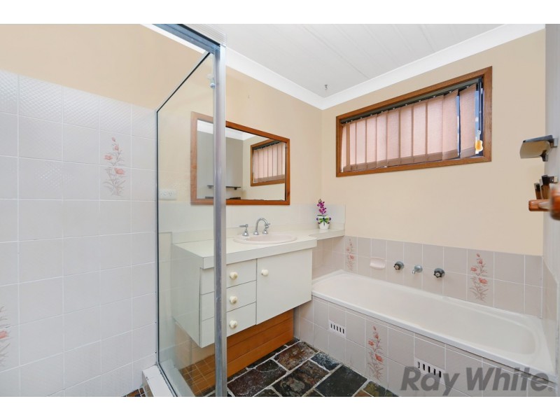 98 Liamena Avenue, San Remo NSW 2262