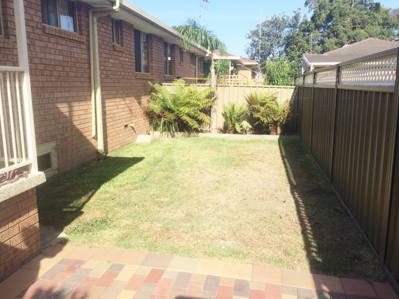 7/10-12 Lake Street, Budgewoi NSW 2262