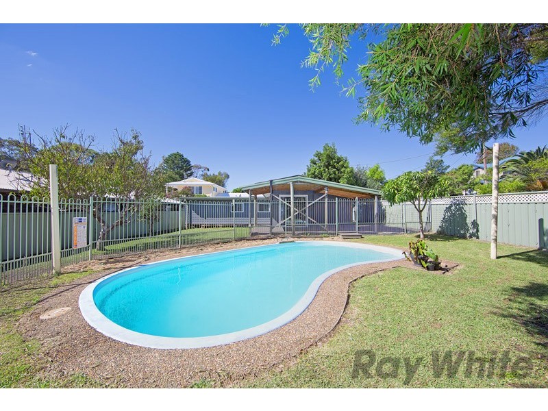 75 Leonard Avenue, Toukley NSW 2263