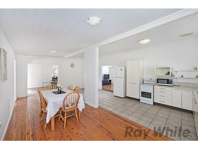 75 Leonard Avenue, Toukley NSW 2263