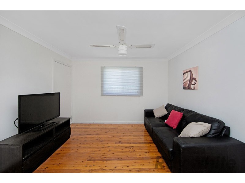 75 Leonard Avenue, Toukley NSW 2263