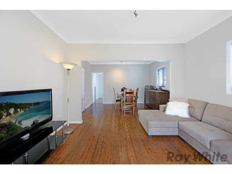 5 Lakeview Avenue, Gorokan NSW 2263