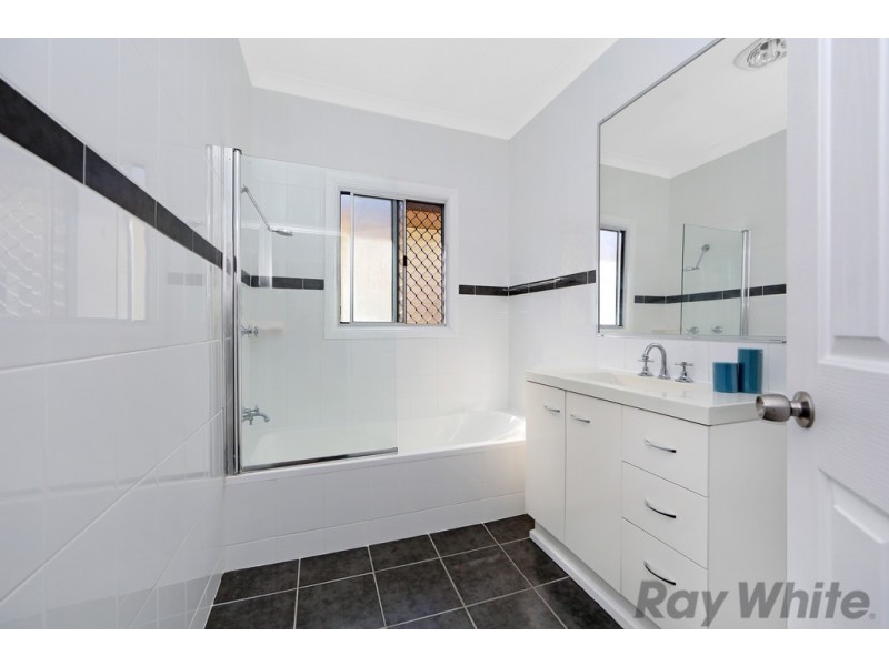 5 Lakeview Avenue, Gorokan NSW 2263