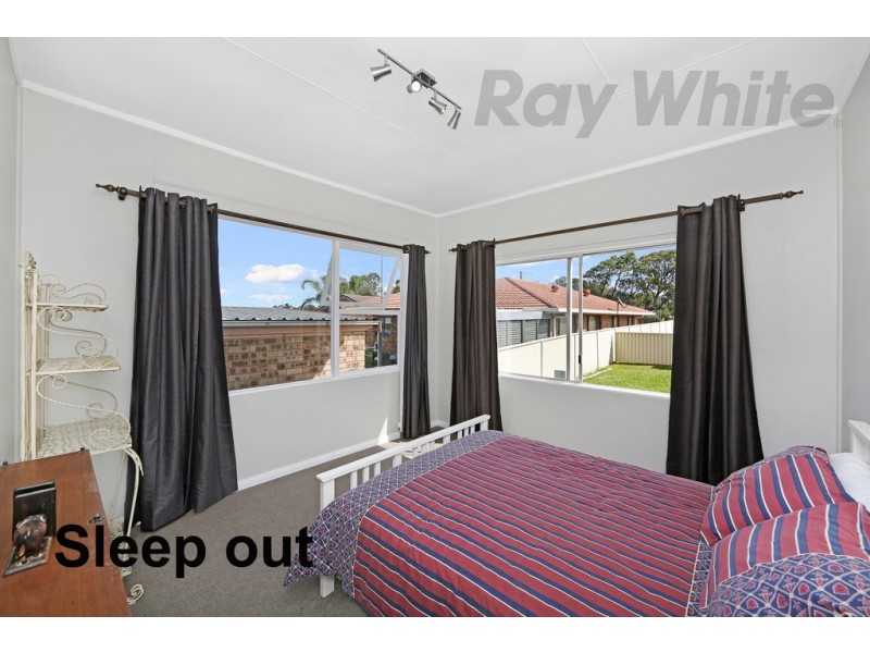 5 Lakeview Avenue, Gorokan NSW 2263