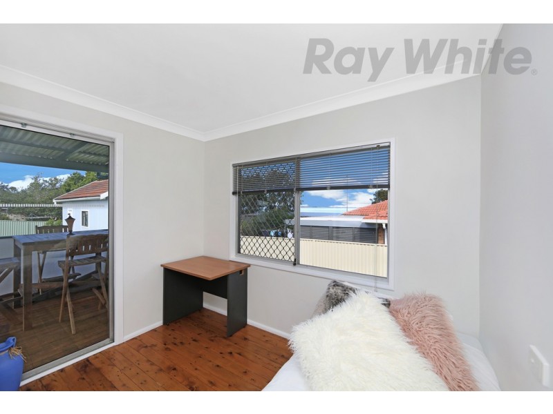 5 Lakeview Avenue, Gorokan NSW 2263