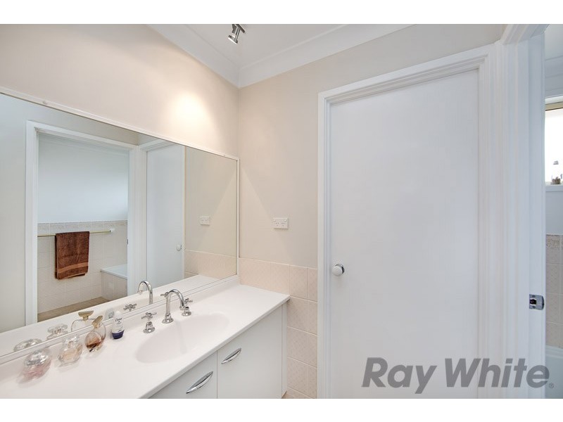 27 Glading Close, Lake Haven NSW 2263