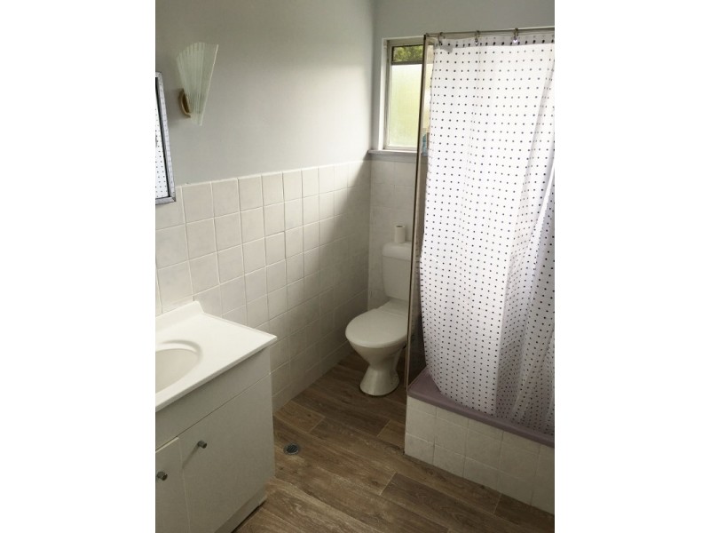 11 Kewalo Avenue, Budgewoi NSW 2262