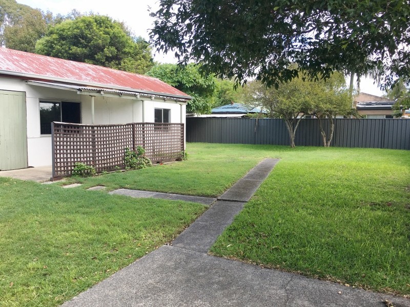 11 Kewalo Avenue, Budgewoi NSW 2262