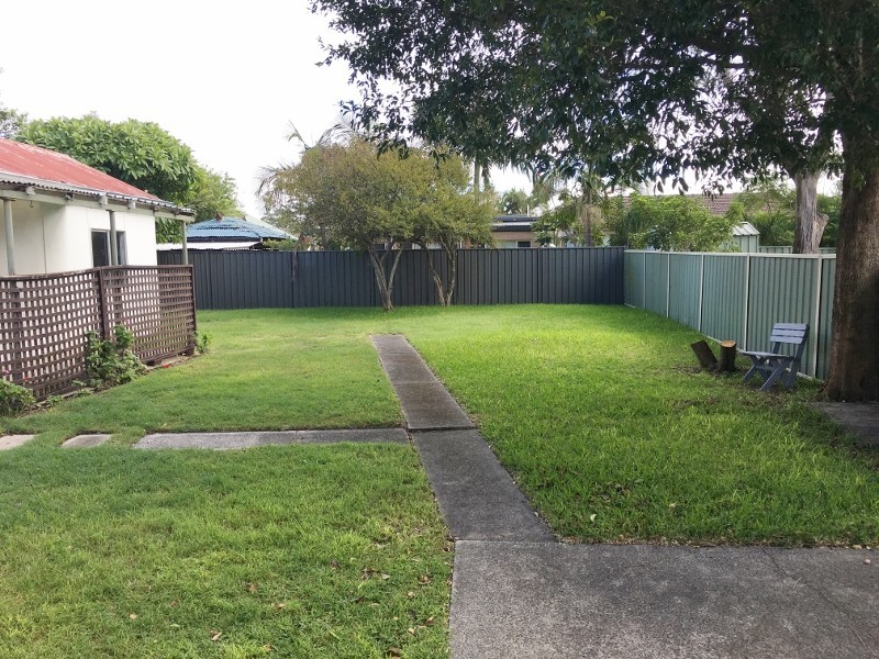 11 Kewalo Avenue, Budgewoi NSW 2262