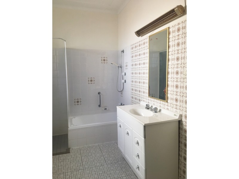 179 Buff Point Avenue, Buff Point NSW 2262