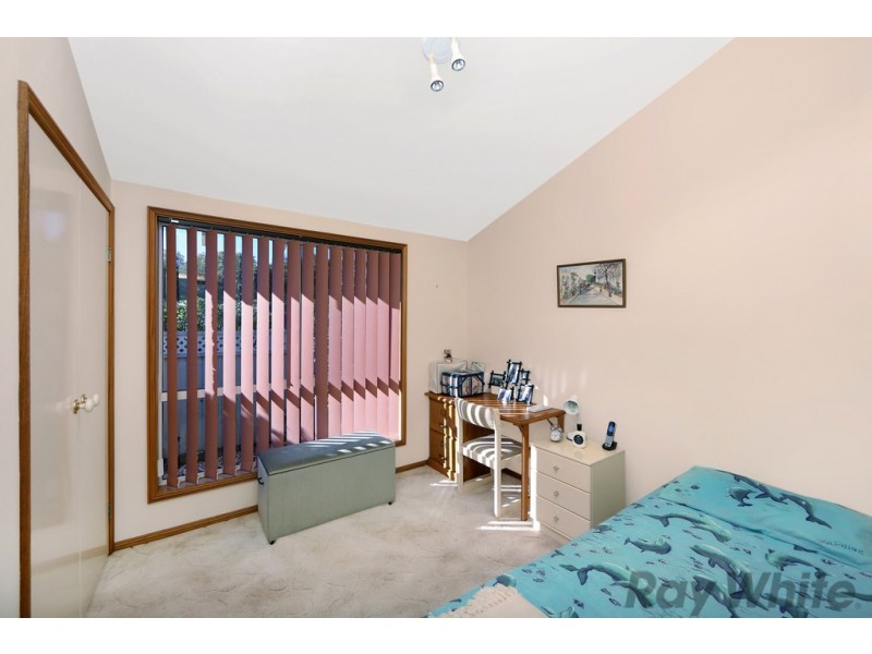 6 Kyooma Close, Buff Point NSW 2262