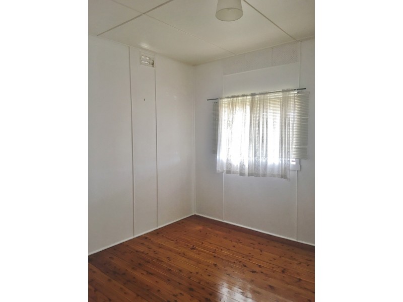 39 Hammond Road, Toukley NSW 2263