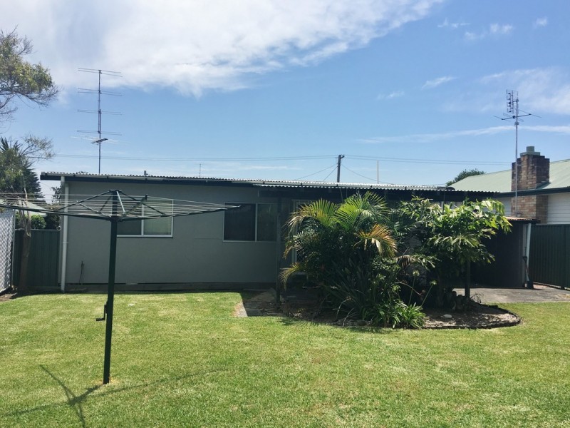 39 Hammond Road, Toukley NSW 2263