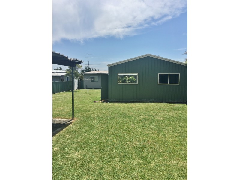 39 Hammond Road, Toukley NSW 2263