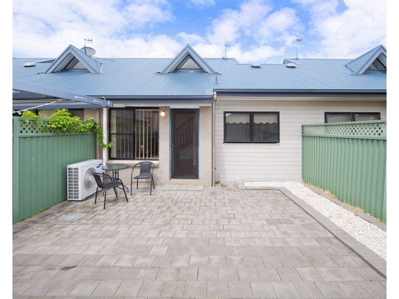 8/17-21 Mary Street, Gorokan NSW 2263