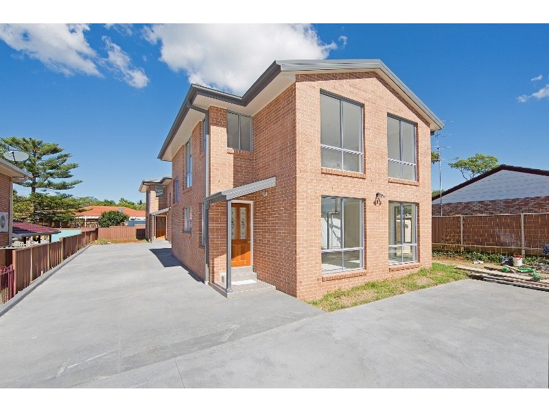 1/82 Goobarabah Avenue, Lake Haven NSW 2263