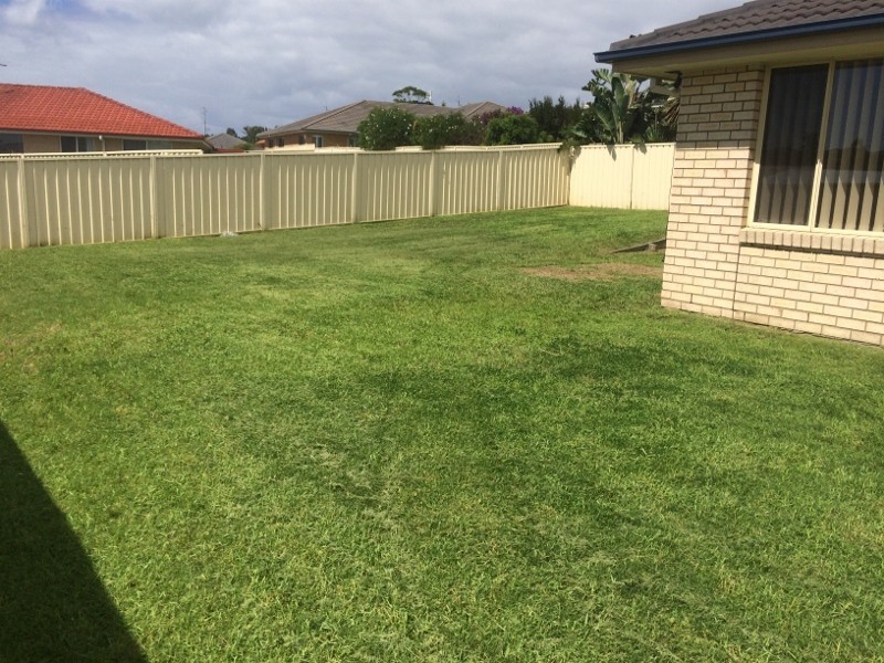 10 Redwood Street, Woongarrah NSW 2259