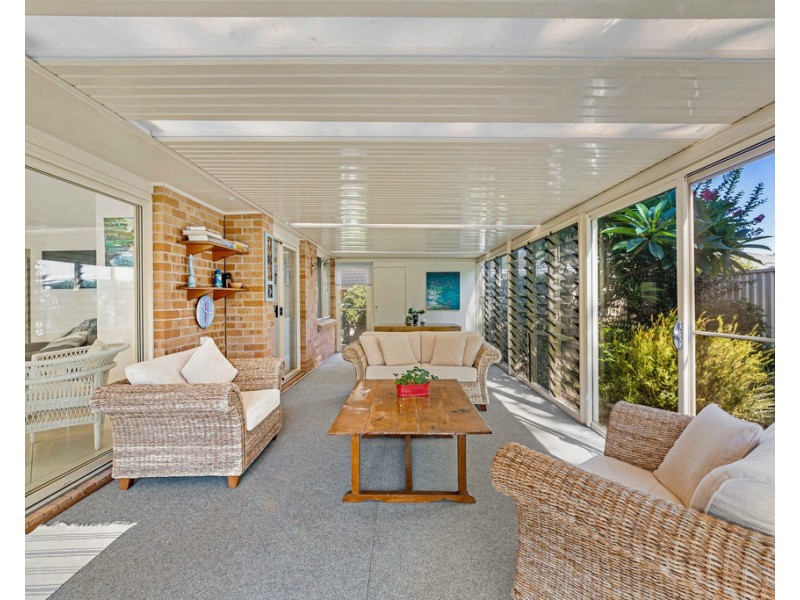 11 Mootay Close, Buff Point NSW 2262